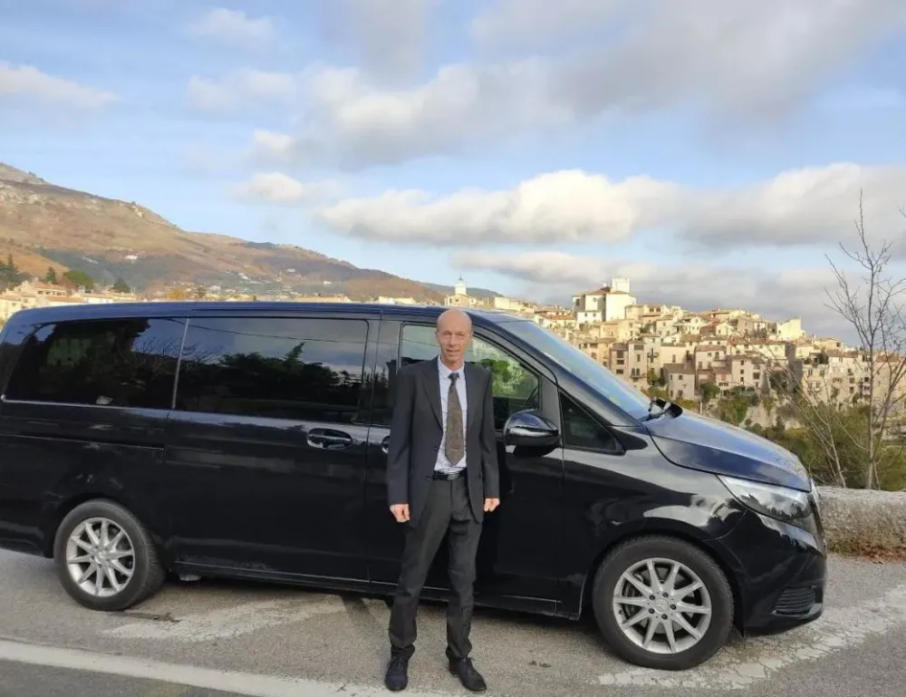 vtc-chauffeur-van-mercedes